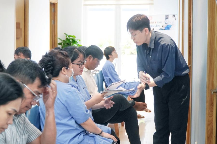 Không gian thăm khám sang trọng, riêng tư và quy trình chuẩn hóa giúp khách hàng luôn cảm thấy an tâm khi chọn Bernard Healthcare