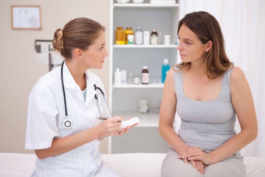 Thăm khám và tầm soát định kỳ tại cơ sở y tế uy tín giúp phát hiện sớm và điều trị hiệu quả