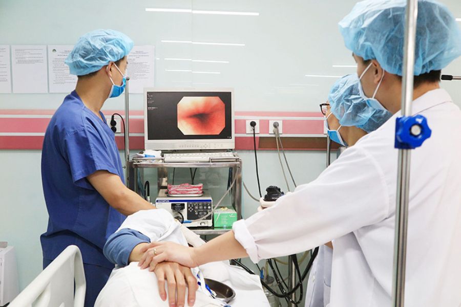 Các phương pháp chẩn đoán hiện đại như nội soi, đo pH 24h giúp xác định chính xác nguyên nhân gây ợ hơi
