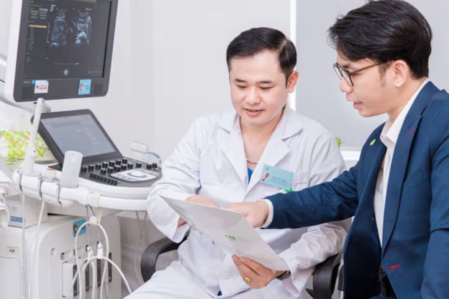 Không gian khám chữa bệnh hiện đại cùng hệ thống trang thiết bị chẩn đoán tiên tiến tại cơ sở Thụy Khuê