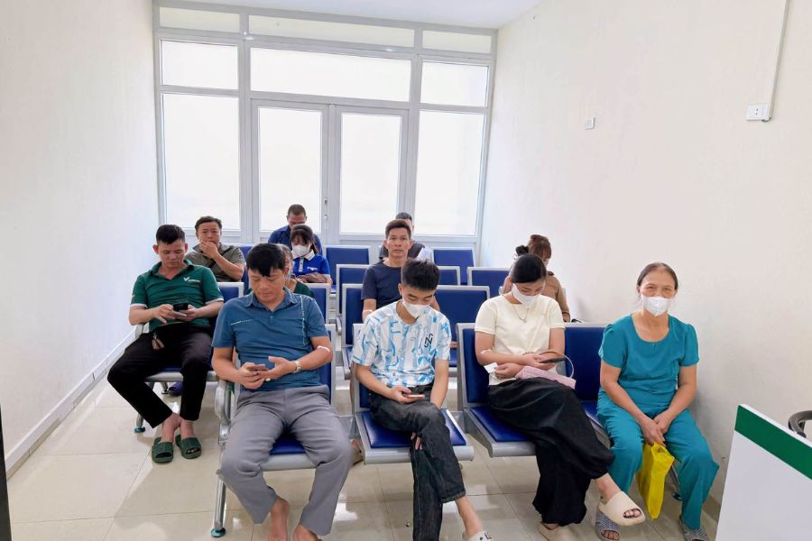 Khám thị lực và sắc giác là một trong những danh mục kiểm tra bắt buộc khi làm giấy khám sức khỏe lái xe