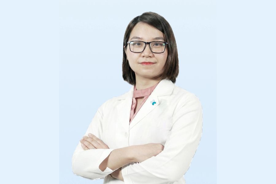 ThS.BS Lâm Lê Phương có 11 năm kinh nghiệm, được đào tạo nội trú chuyên ngành Nhi khoa