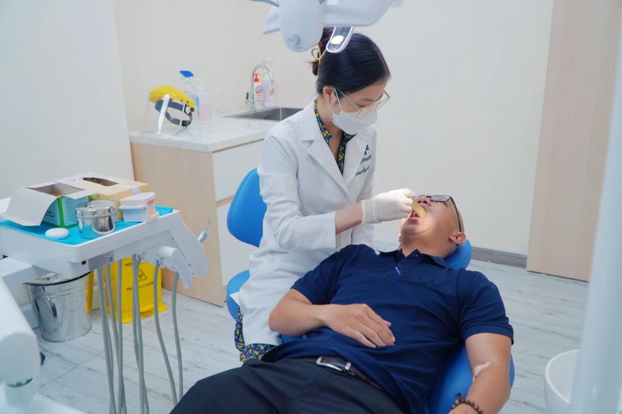 Môi trường thăm khám hiện đại và vô trùng đạt chuẩn tại Chuyên khoa Răng Hàm Mặt Bernard Healthcare