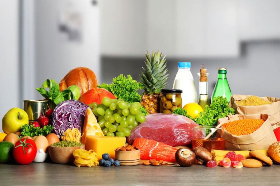 Chăm sóc gan từ thói quen hằng ngày: ăn uống lành mạnh, vận động vừa sức, ngủ đủ và dùng thuốc theo hướng dẫn của bác sĩ