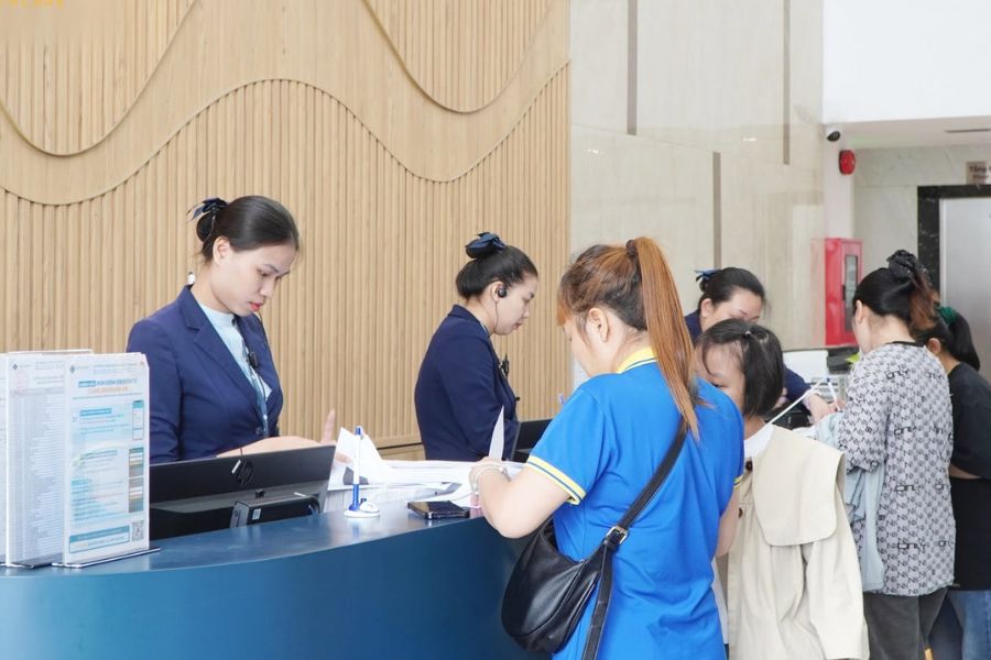 Khám Nội tổng hợp là bước đi ban đầu quan trọng giúp đánh giá toàn diện sức khỏe và phát hiện sớm rủi ro bệnh lý