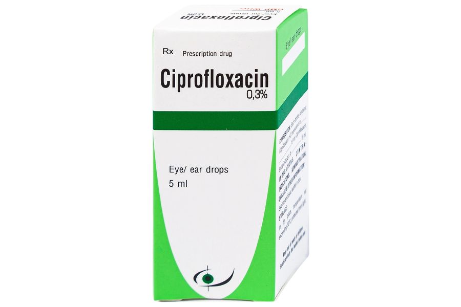 Ciprofloxacin có tác dụng kháng khuẩn mạnh, giúp cải thiện nhanh tình trạng mắt sưng đỏ và tiết mủ do viêm nhiễm