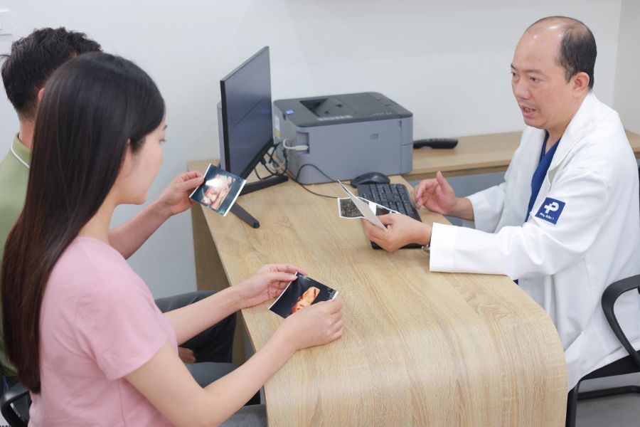 Phòng khám Phụ sản 1: Không gian thăm khám hiện đại cùng đội ngũ chuyên gia đầu ngành tại Phòng khám Phụ sản 1
