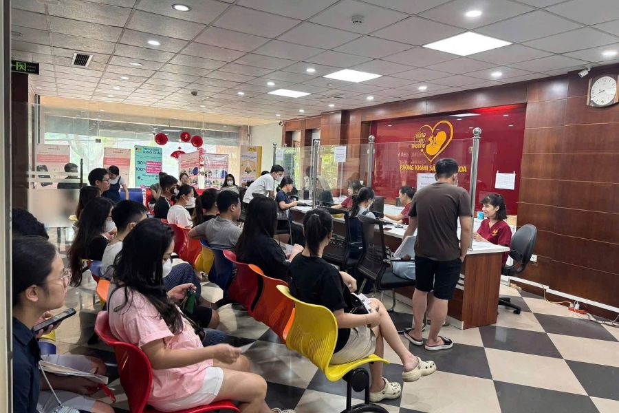 Khám thai và sàng lọc trước sinh chính xác với hệ thống siêu âm GE Voluson E10 thế hệ mới tại Phòng khám Sản phụ khoa 43 Nguyễn Khang
