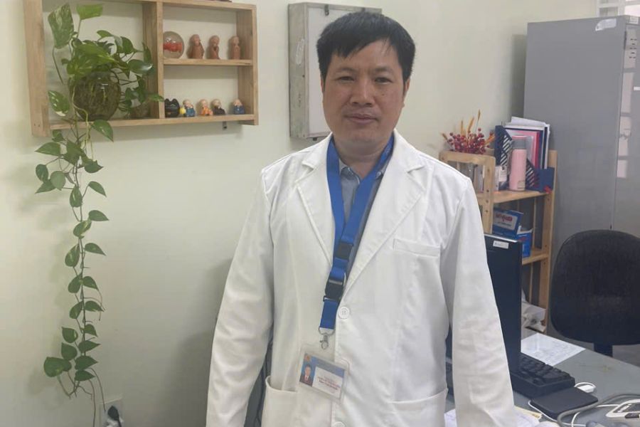 ThS.BS.CKII Đỗ Thanh Liêm - Trưởng khoa Y học cổ truyền Bệnh viện 30-4 với hơn 20 năm cống hiến cho ngành y