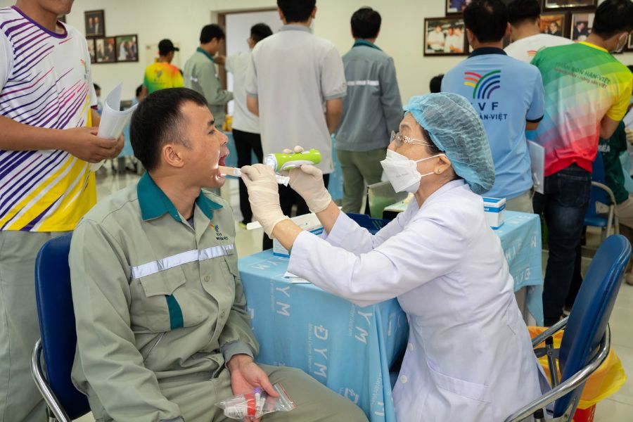 Đội ngũ bác sĩ Răng Hàm Mặt giàu kinh nghiệm Việt Nam và Nhật Bản tại DYM
