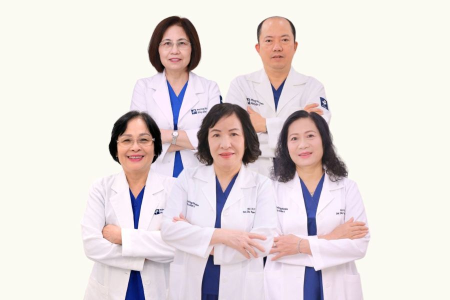 Đội ngũ bác sĩ giàu kinh nghiệm đến từ các bệnh viện Phụ sản tuyến đầu trực tiếp thăm khám