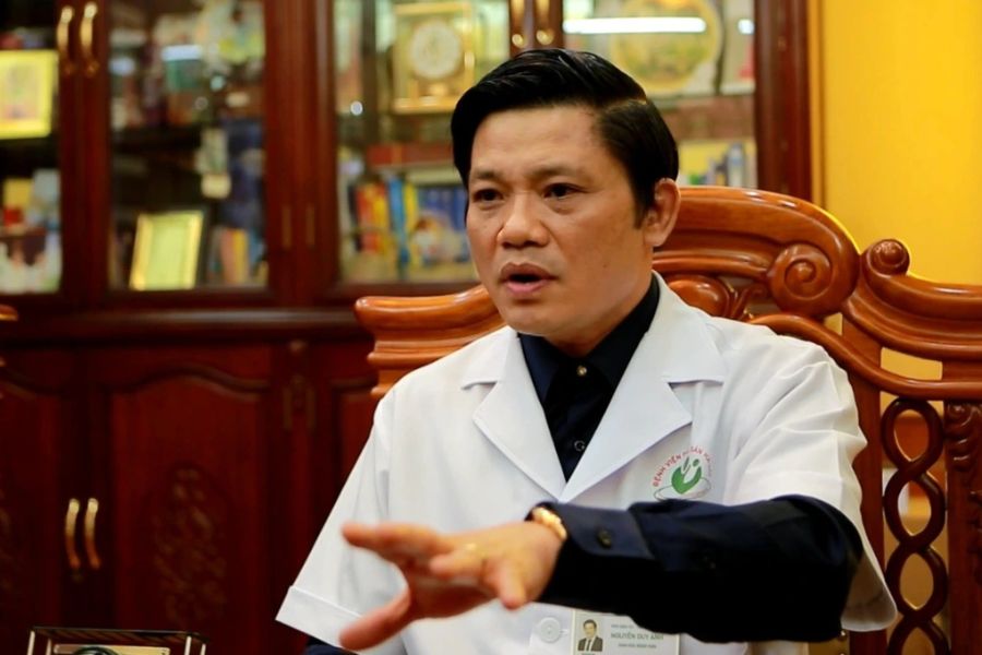 PGS.TS.BS Nguyễn Duy Ánh - Giám đốc Bệnh viện Phụ sản Trung ương, Thầy thuốc Nhân dân chuyên xử lý các ca thai kỳ nguy cơ cao và can thiệp thai nhi