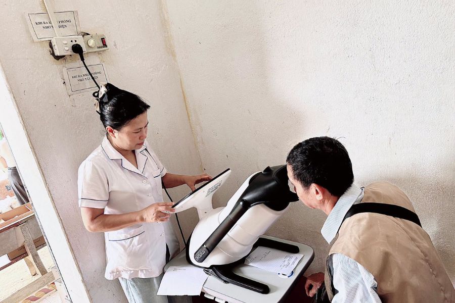 Khoa Mắt Bệnh viện Đa khoa tỉnh Thanh Hóa làm chủ nhiều kỹ thuật nhãn khoa hiện đại giúp phục hồi thị lực nhanh chóng