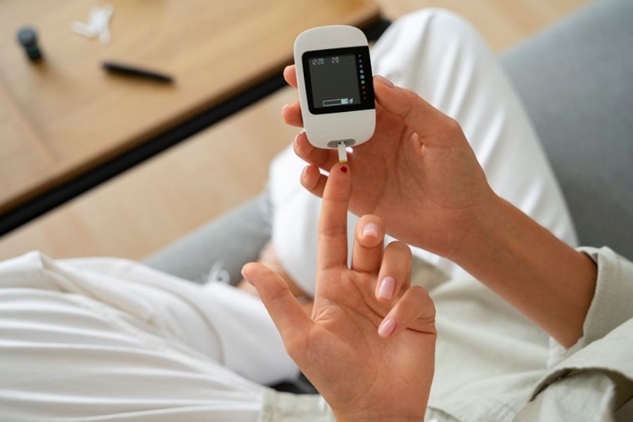 Người gầy mắc PCOS vẫn cần kiểm tra đường huyết và nội tiết theo chỉ định của bác sĩ