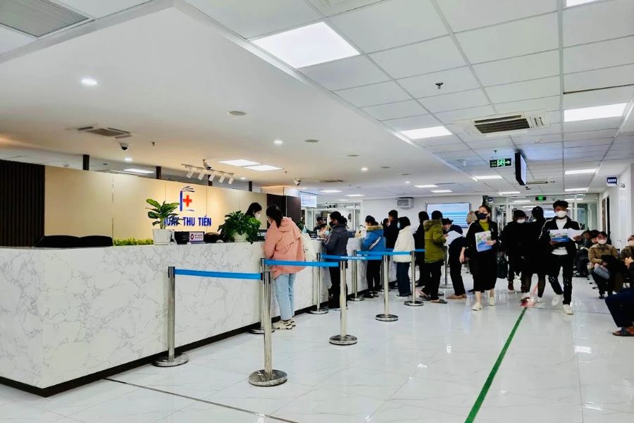 Mô hình thăm khám chuẩn mực tại Phòng khám số 1 với sự góp mặt của các chuyên gia hàng đầu và hệ thống xét nghiệm tự động đạt chuẩn quốc tế