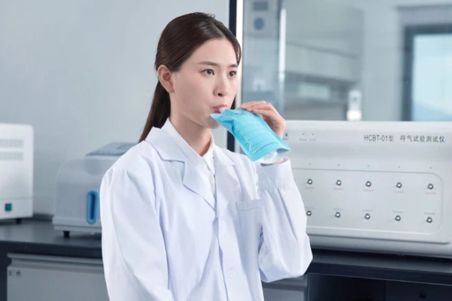 Giá xét nghiệm HP qua hơi thở phụ thuộc vào cơ sở y tế và loại test C13 hay C14