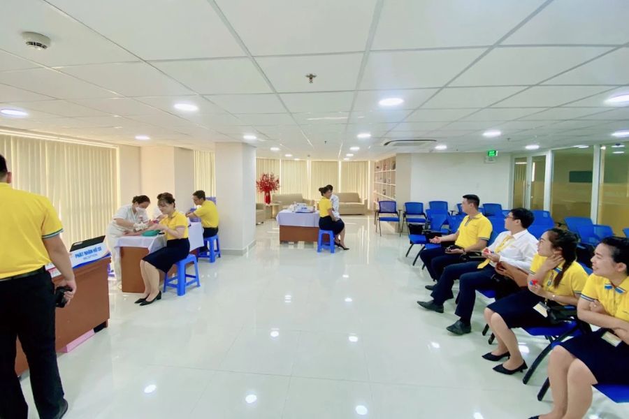 Phòng Khám DHA Healthcare: Dịch vụ khám ngoại viện chuyên nghiệp cùng xe chụp X-quang lưu động tận nơi cho doanh nghiệp
