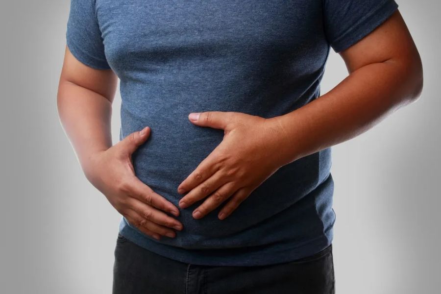 Đầy bụng khó tiêu kéo dài không chỉ gây căng tức vùng thượng vị mà còn ảnh hưởng lớn đến chất lượng cuộc sống hàng ngày
