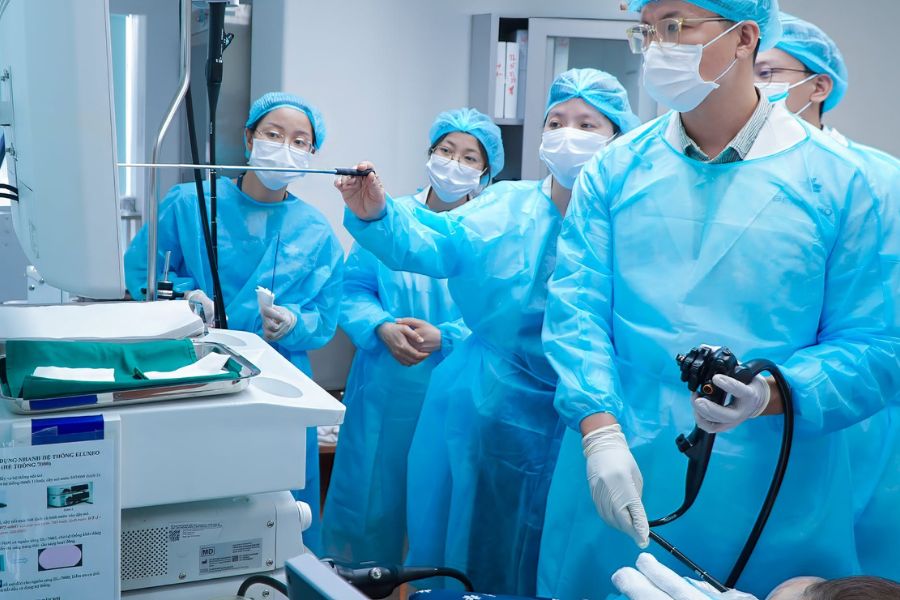 Bernard Healthcare ứng dụng công nghệ nội soi ống mềm tiền mê không đau, đảm bảo an toàn tuyệt đối