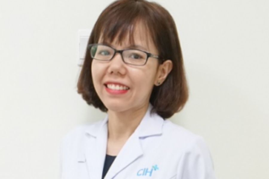 Bác sĩ khám dinh dưỡng trẻ sơ sinh Nguyễn Thị Đan Thanh