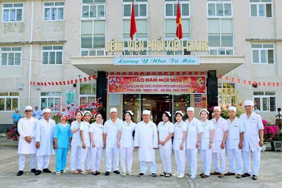 Bệnh viện Phổi Kiên Giang quy tụ đội ngũ bác sĩ chuyên môn cao về bệnh phổi