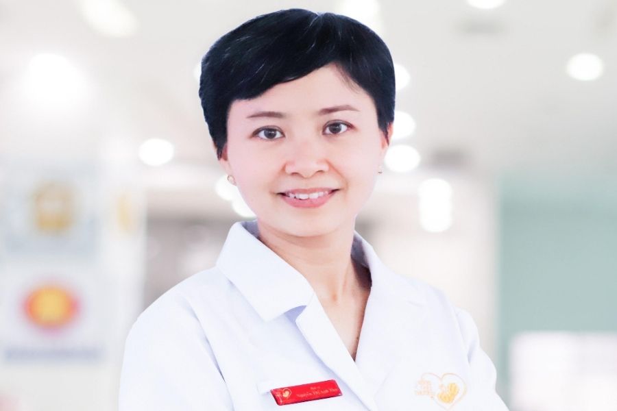 Bác sĩ Nguyễn Thị Anh Thư tại Phòng khám Sản phụ khoa 43 Nguyễn Khang (Ảnh: Bcare)