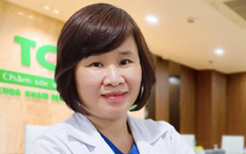 BSCKII Nguyễn Thị Mai Hoa thăm khám tại Bệnh viện Đa khoa Quốc tế Thu Cúc, nơi có chuyên khoa Nhi nội tiết - chuyển hóa (Ảnh: Bệnh viện Đa khoa Quốc tế Thu Cúc)