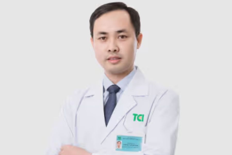ThS.BS Trịnh Văn Dương có hơn 10 năm kinh nghiệm trong lĩnh vực nội soi và thăm dò chức năng tiêu hóa (Ảnh: Bệnh viện Thu Cúc)