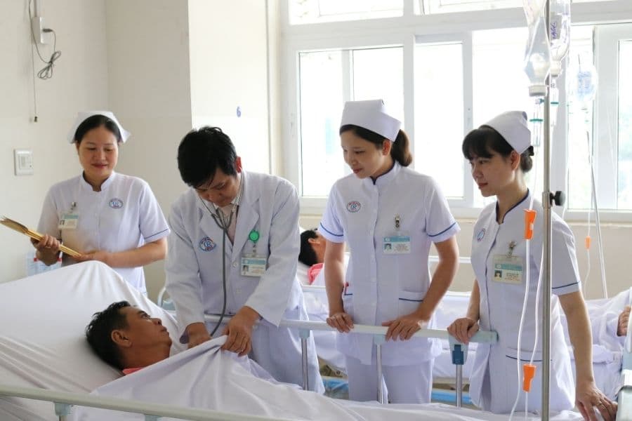Khám bệnh với bác sĩ khám gan nhiễm mỡ giỏi TPHCM tại Bệnh viện Chợ Rẫy