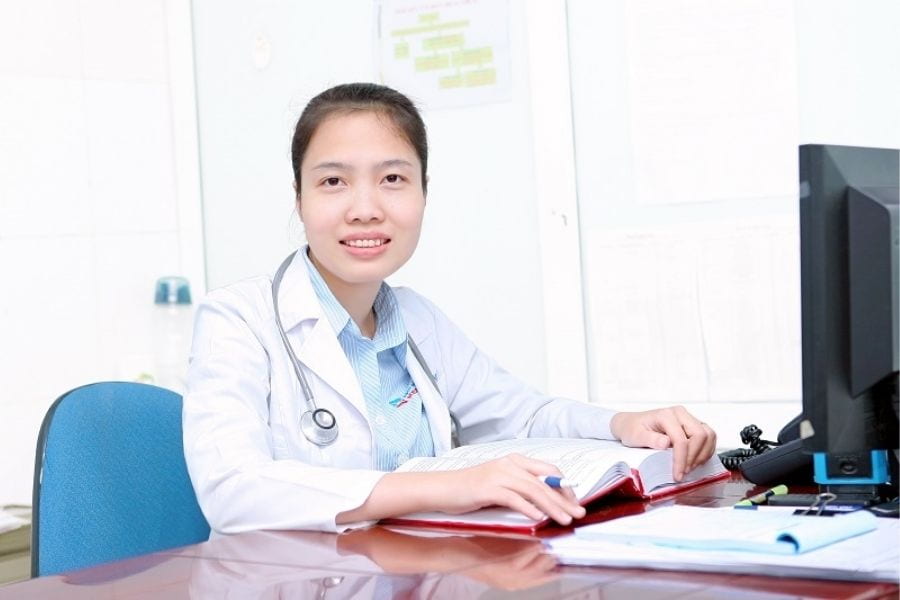 Đặt lịch bác sĩ khám són tiểu sau sinh Hà Nội BSCKI Dương Ngọc Vân