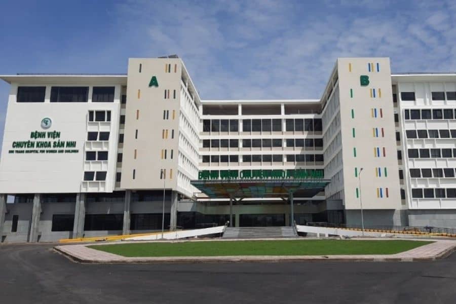 Bệnh viện Sản - Nhi Sóc Trăng với hệ thống khoa chuyên môn và trang thiết bị hiện đại 