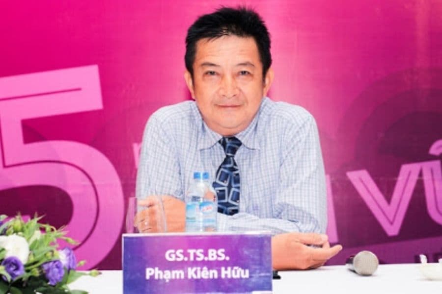 Khám tai mũi họng nhi với bác sĩ Lê Văn Dương