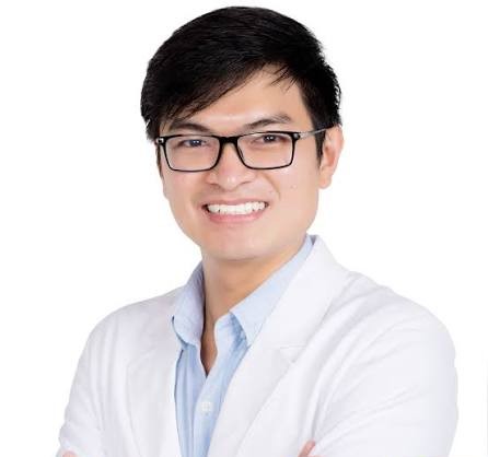 Bác sĩ Đỗ Đăng Trí - bác sĩ khám thận tiết niệu nhi ở TPHCM. Ảnh: hellobacsi