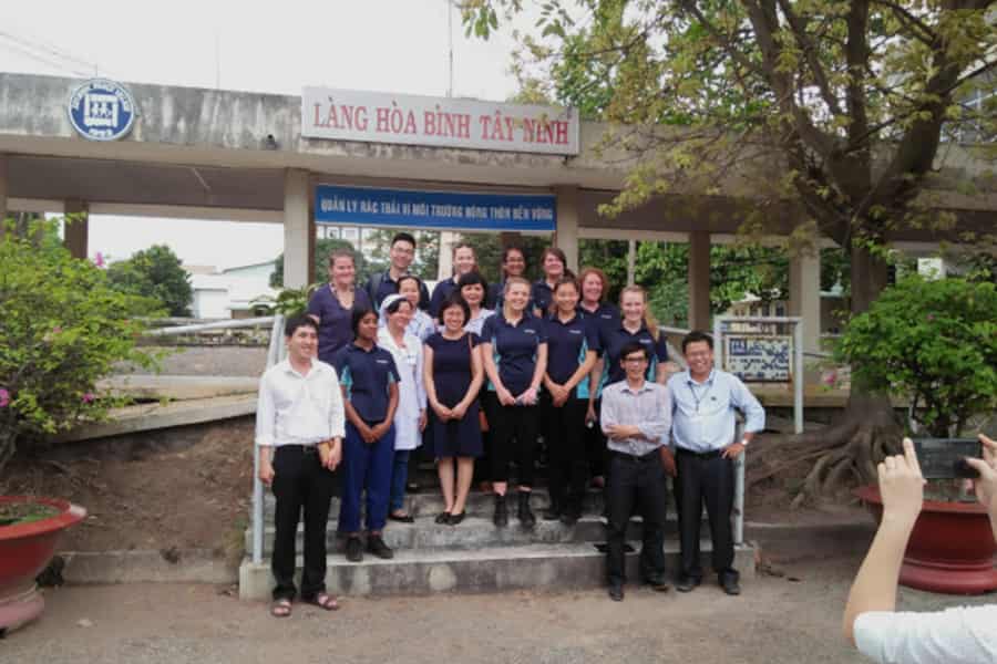 Bệnh viện tổ chức trao đổi phát triển đội ngũ y bác sĩ (Nguồn: bvphcntayninh)