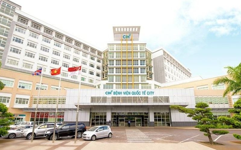 Khoa Nhi và dịch vụ cấp cứu 24/7 tại Bệnh viện Quốc tế City là thông tin bố mẹ có thể tham khảo khi tìm khám tay chân miệng ở đâu TPHCM (Ảnh: Bệnh viện Quốc tế City)