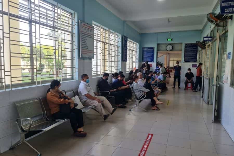 Khám BHYT tại Bệnh viện Phổi Đồng Nai (Ảnh: Bệnh viện Phổi thành phố Đồng Nai)