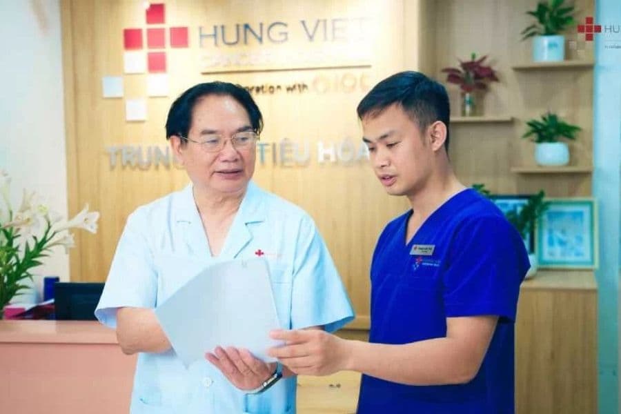GS.TS Hà Văn Quyết - Bác sĩ điều trị bệnh trĩ giỏi Hà Nội trong lĩnh vực Hậu môn trực tràng (Ảnh: Bệnh viện Ung bướu Hưng Việt)