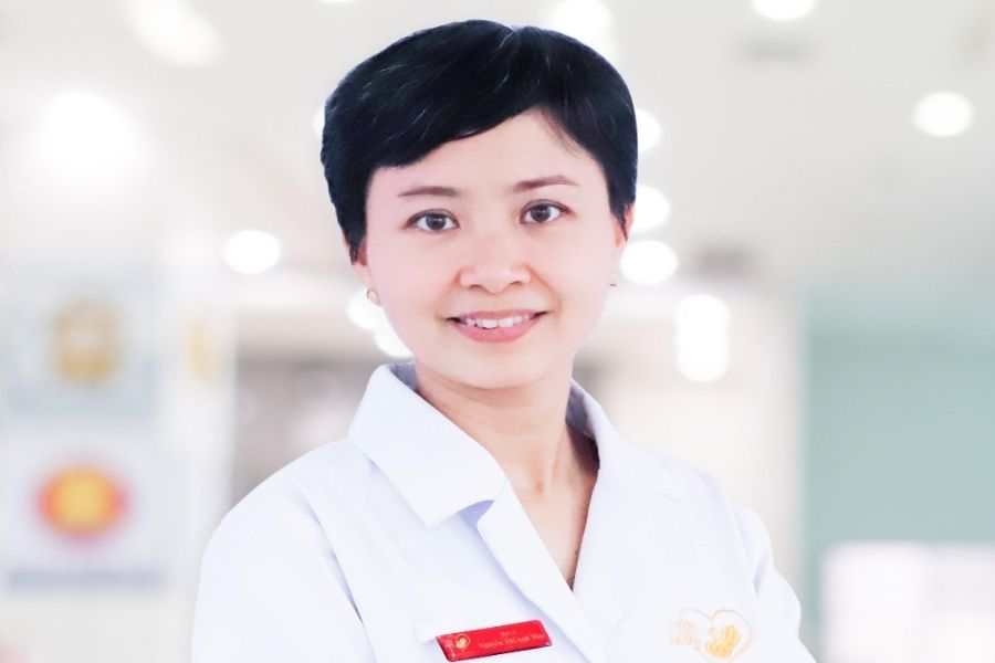 Bác sĩ Nguyễn Thị Anh Thư có hơn 20 năm kinh nghiệm về Sản phụ khoa (Ảnh: Bcare)