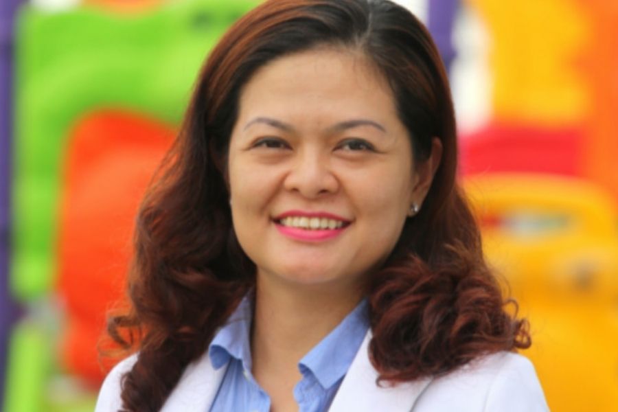 Bác sĩ Phương được phụ huynh đánh giá cao về sự nhẹ nhàng khi điều trị bệnh Tai Mũi Họng ở trẻ