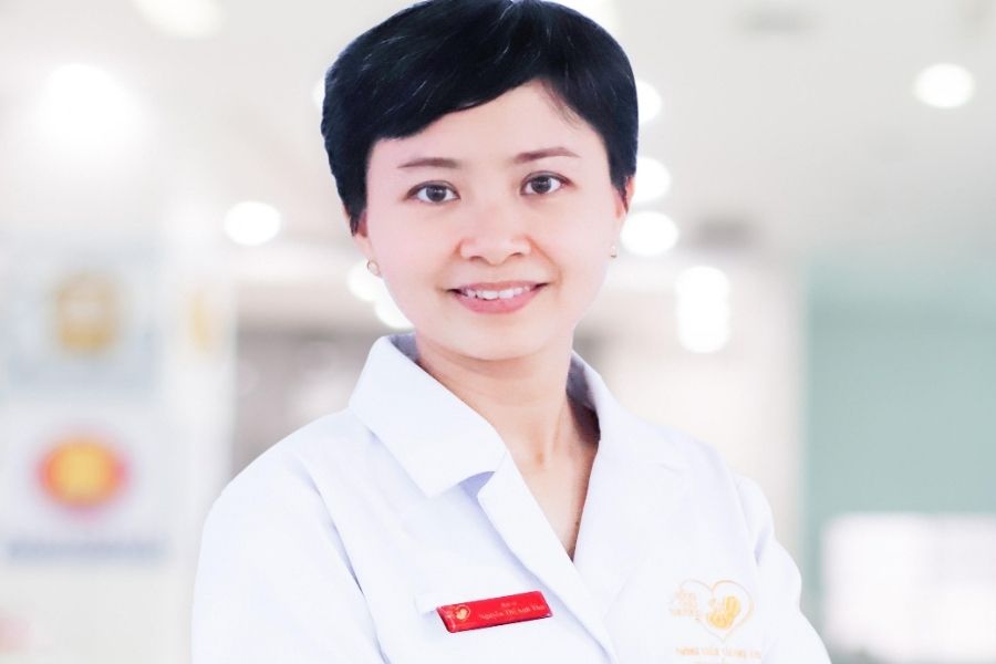 Bác sĩ Nguyễn Thị Anh Thư có hơn 20 năm kinh nghiệm trong lĩnh vực Sản phụ khoa và tư vấn hiếm muộn (Ảnh: BookingCare)