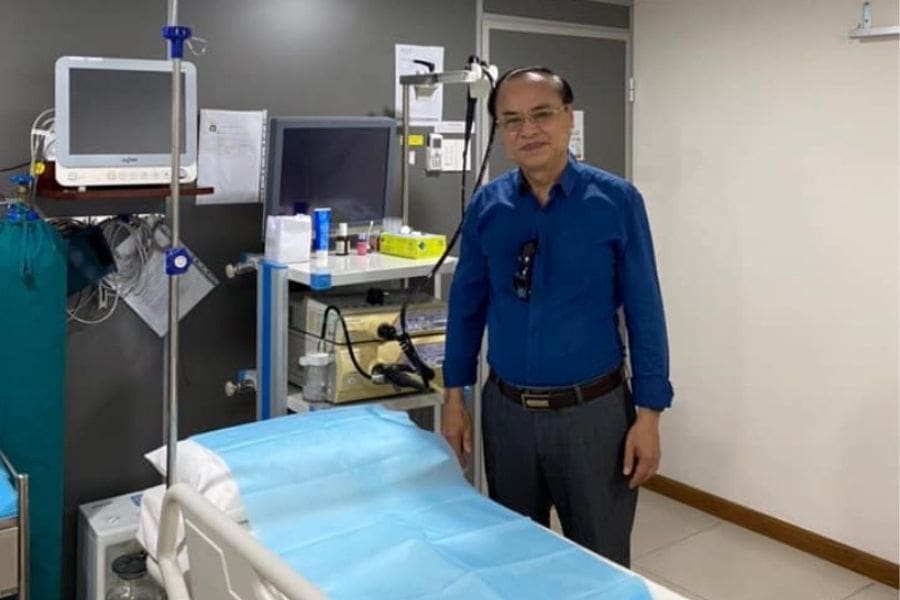 Đặt lịch nội soi dạ dày với bác sĩ Lê Quang Quốc Ánh (Ảnh: Docosan)