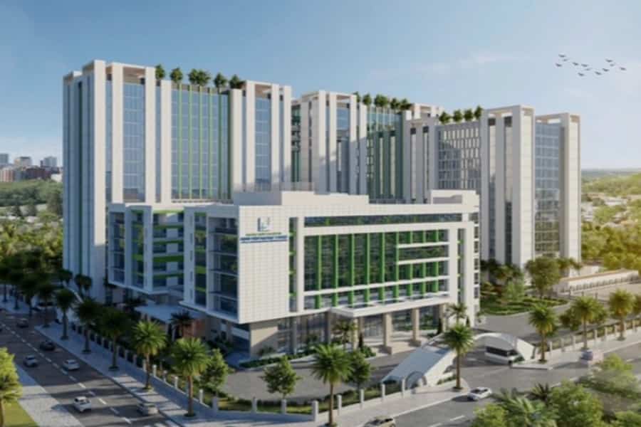 Nội soi dạ dày không đau cùng các chuyên gia đầu ngành ở Bệnh viện Đại học Y Dược - Cơ sở Linh Đàm (Nguồn: Báo Lao Động)