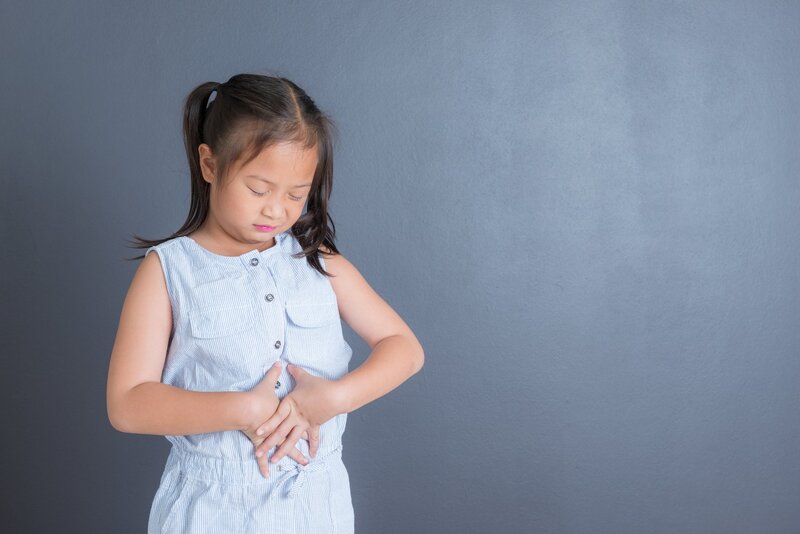 Khi trẻ có biểu hiện dị ứng đạm sữa bò, hãy tìm kiếm bác sĩ giỏi chuyên môn.