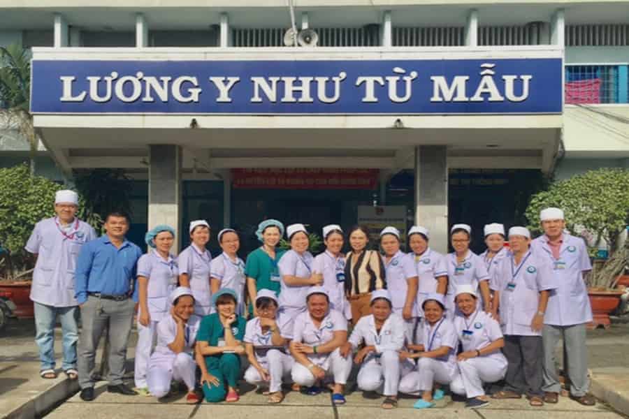 Bệnh viện ĐK Khu vực Hóc Môn sở hữu đội ngũ y bác sĩ chuyên khoa giàu kinh nghiệm trong công tác chăm sóc sức khỏe nhân dân