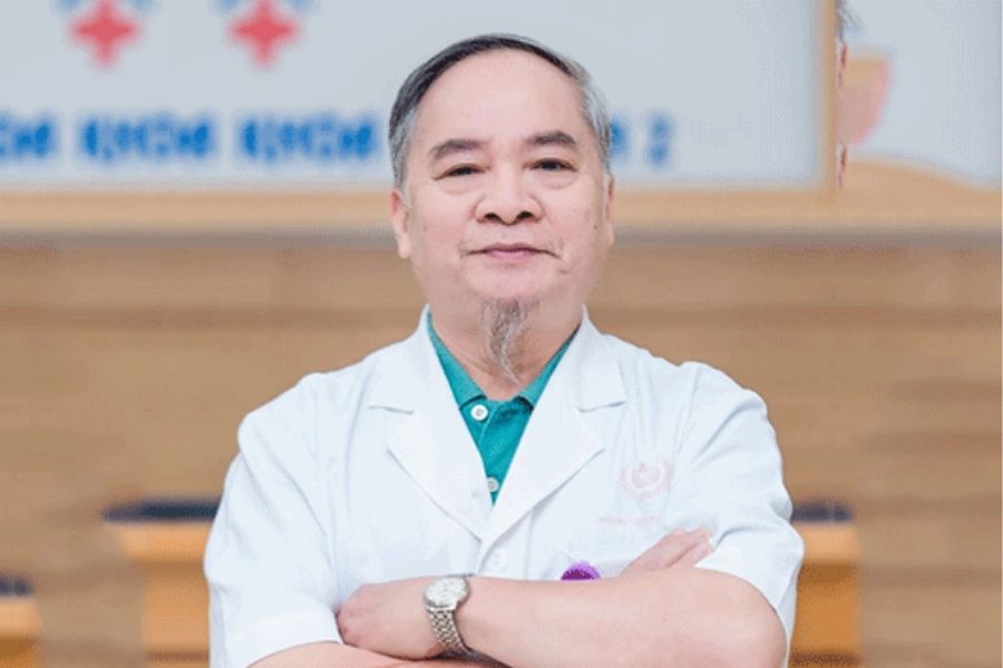 BSCKII Nguyễn Hữu Cốc có nhiều năm kinh nghiệm quản lý thai nguy cơ cao (Ảnh: thuoc thang)