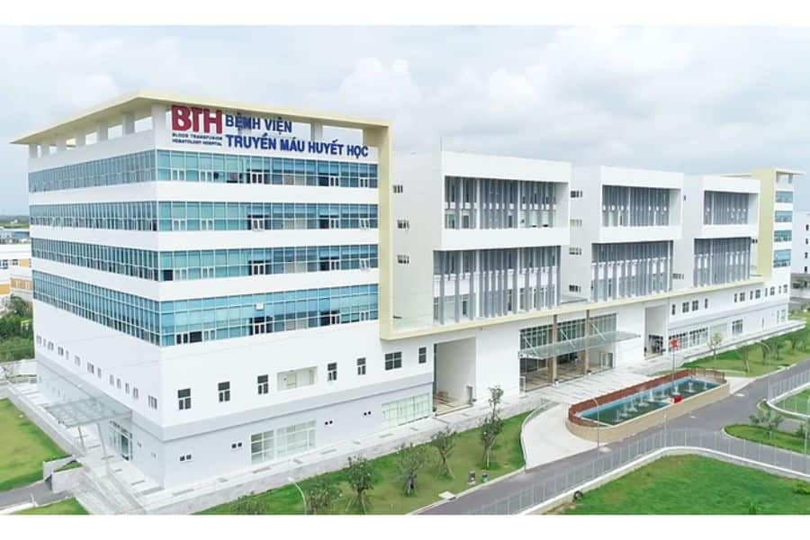 Bệnh viện Truyền máu - Huyết học TP.HCM có tiếp nhận khám chữa bệnh bằng thẻ BHYT (Ảnh: dongy.org)
