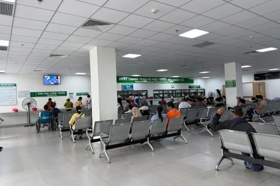 Tham khảo chi phí khi khám bệnh tại Bệnh viện Đa khoa Thủ Đức (Ảnh: NgocHai)