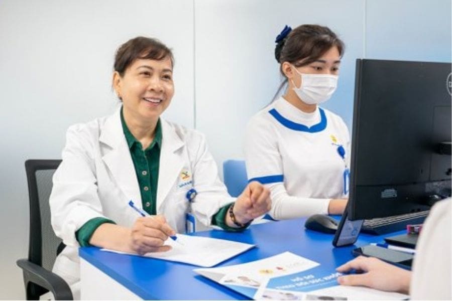 Bác sĩ Đặng Thị Minh Nguyệt là một trong top bác sĩ điều trị lạc nội mạc tử cung Hà Nội (Ảnh: Medlatec)