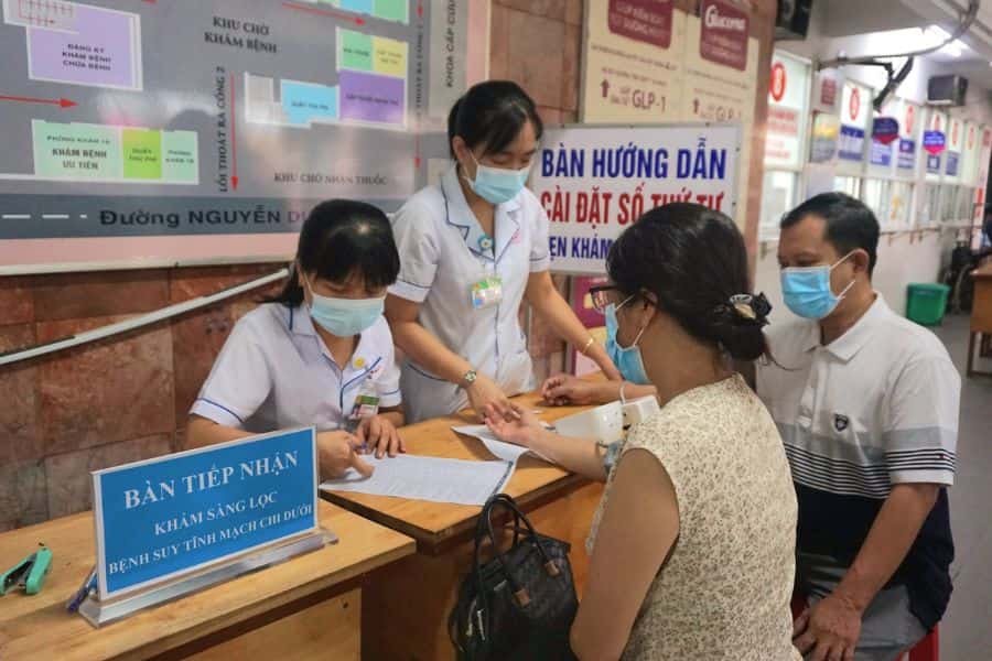 Bước tiếp nhận khám ban đầu tại Bệnh viện Tim mạch An Giang (Ảnh: Bệnh viện Tim mạch An Giang)